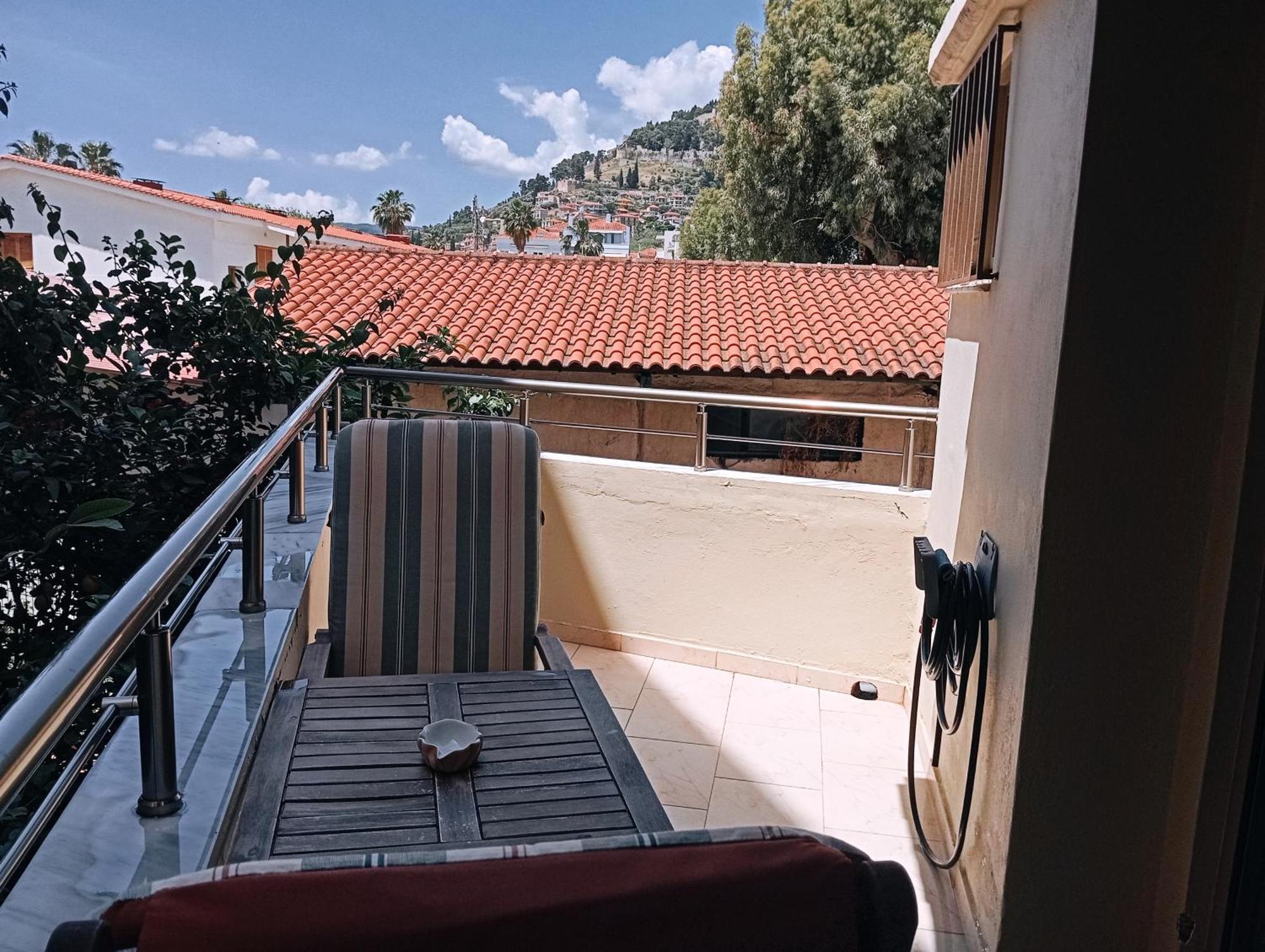 Zeta ' S House Apartment Nafpaktos Luaran gambar